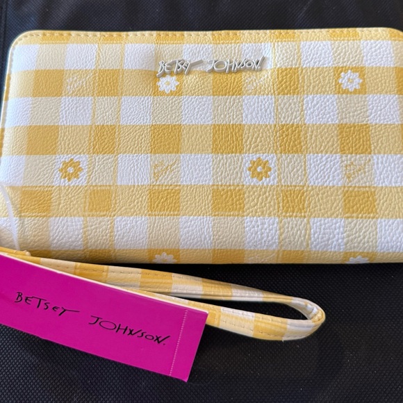 Betsey Johnson Handbags - Betsey Johnson Yellow and White Plaid Wristlet NWT